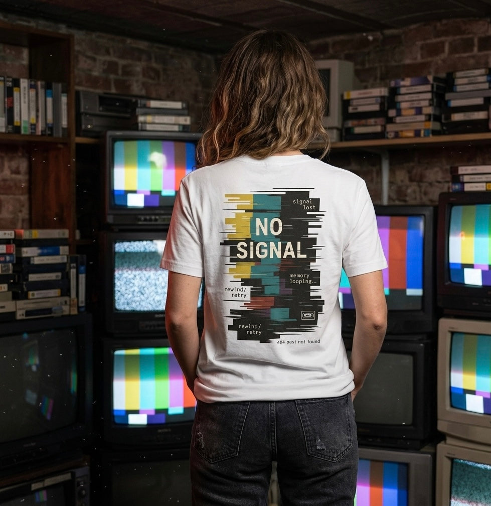 Retro No Signal Graphic Tee
